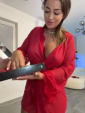 KirstieVegas XXX чат на живо