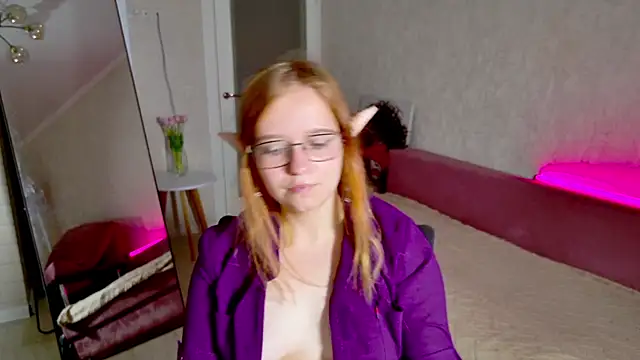 Luna404 Obrolan Langsung XXX