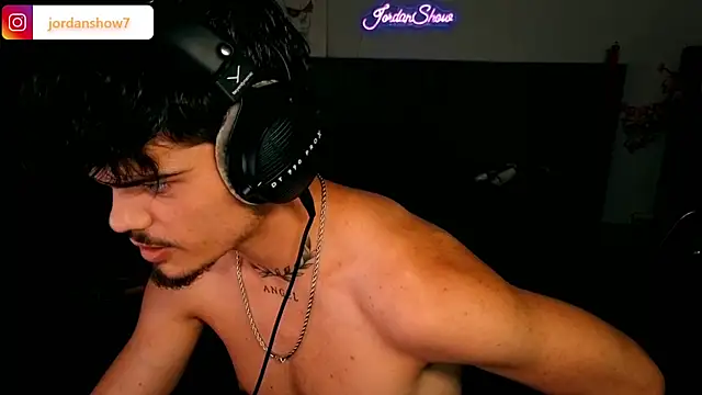 JordanShow XXX чат на живо