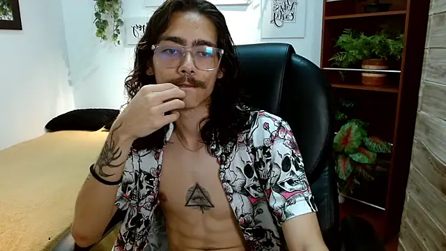 Show de bigcock_robert na webcam