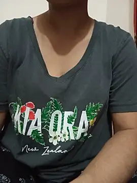 XXX chat uživo modela Tanha18