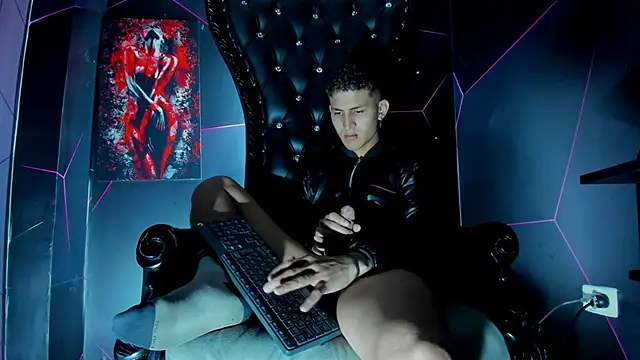 XXX chat uživo modela Axel_Romanov