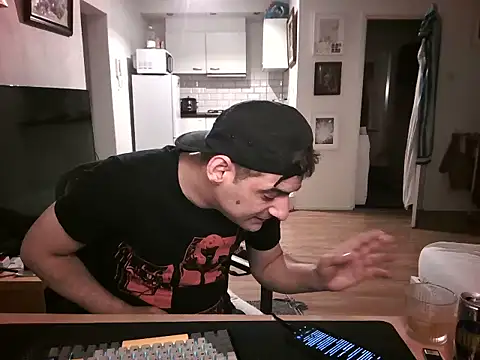 mihaimichael Live XXX-Chat