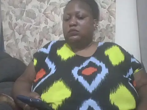 fat_ebonyqueenのライブXXXチャット