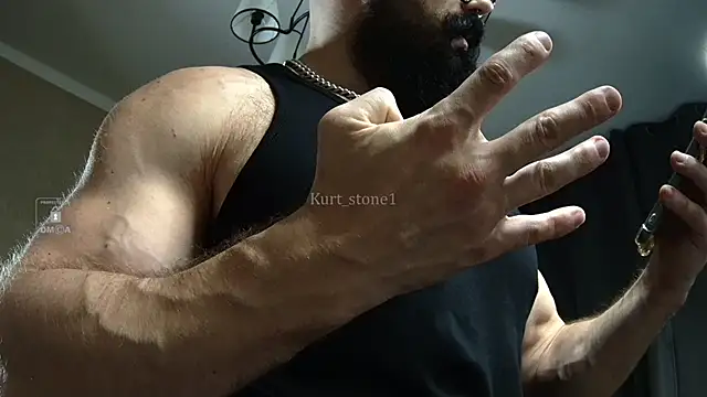 Kurt_Stone1 Adlı Modelin Canlı XXX Sohbeti