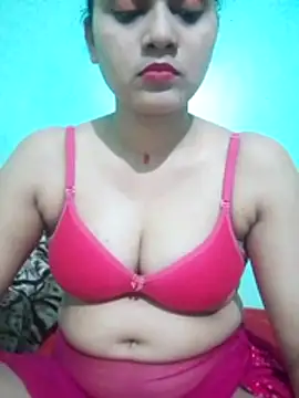Chat XXX en directo de Kiara-Sharma