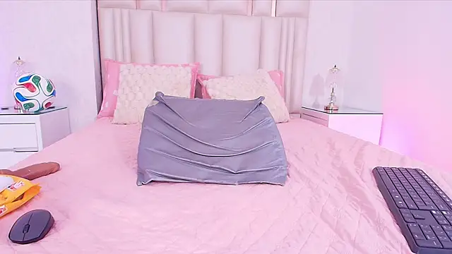 แชท XXX สดของ alanarose18