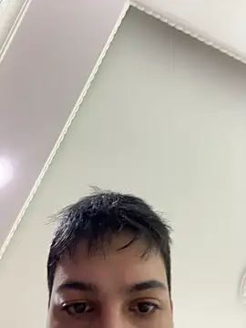 Chat +18 de Errie1327 ao vivo