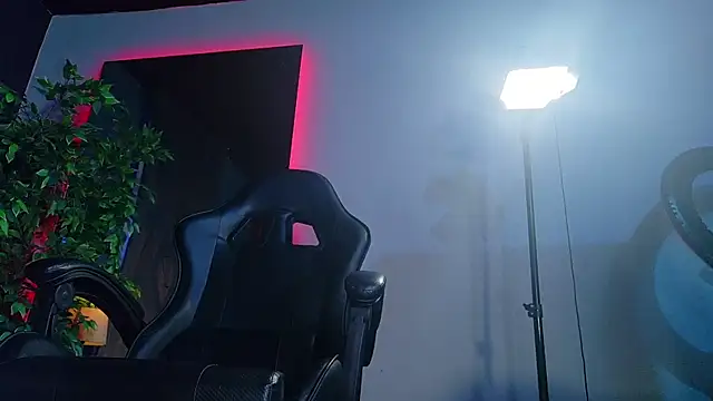 Živý XXX chat miia_stonne