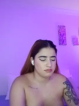 martina_connor1's Live XXX Chat