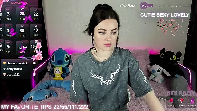 SemurMur élő XXX-chatje