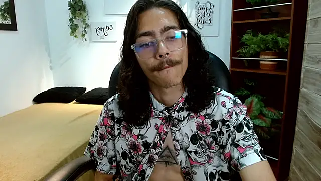 bigcock_robert Show in webcam