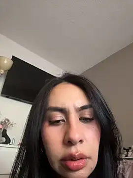 romma95 Adlı Modelin Canlı XXX Sohbeti