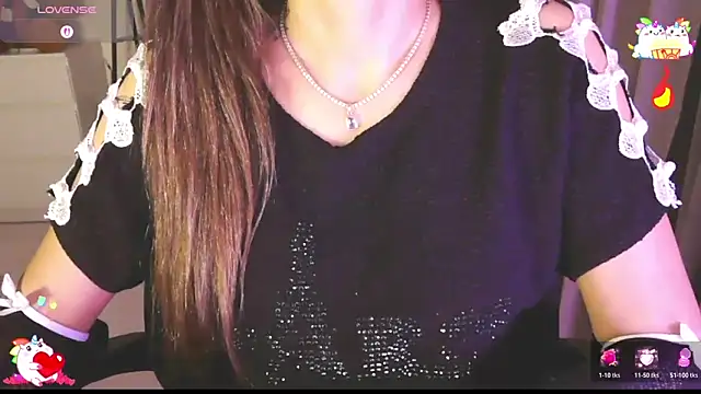 Chat +18 de Layla_Ahh ao vivo