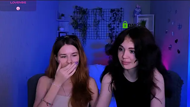 riley_sanders' Live XXX Chat