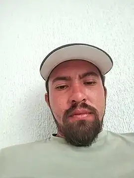 AdrianP4 Live XXX-Chat