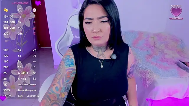 دردشة heeyy_kitty الجنسية المباشرة