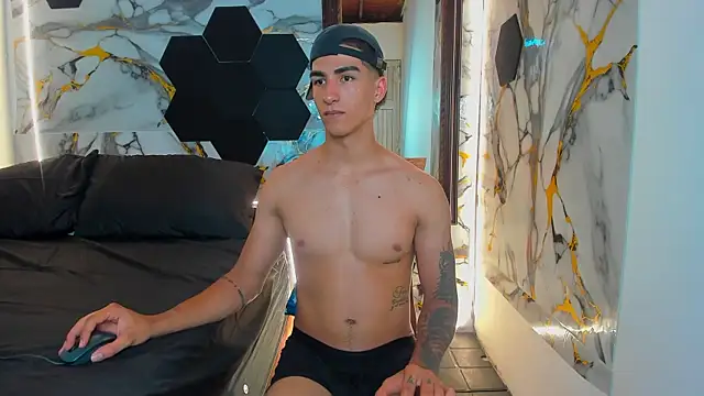 Goldendesirexx Chat XXX live