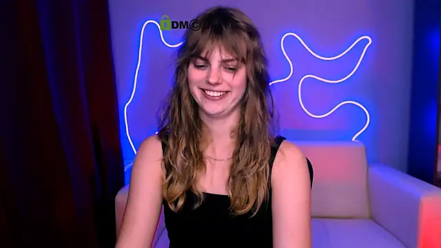 naya_may élő XXX-chatje