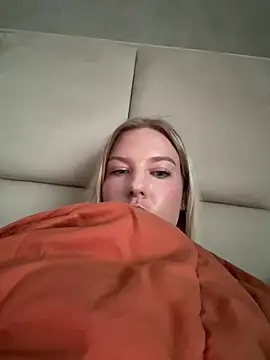 Chloemillerrxx – webcam-show