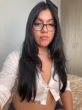 دردشة Avril_Star الجنسية المباشرة