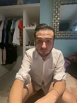 Онлайн чат XXX Alexitho25