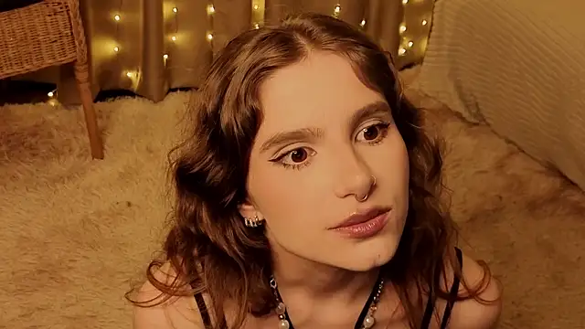 Chat +18 de RozanneJordan ao vivo