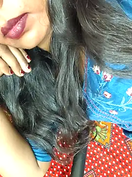 XXX chat uživo modela Sharmila-Singh