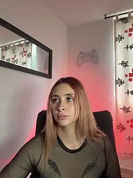 Sophia_LuxxX 即時 XXX 聊天