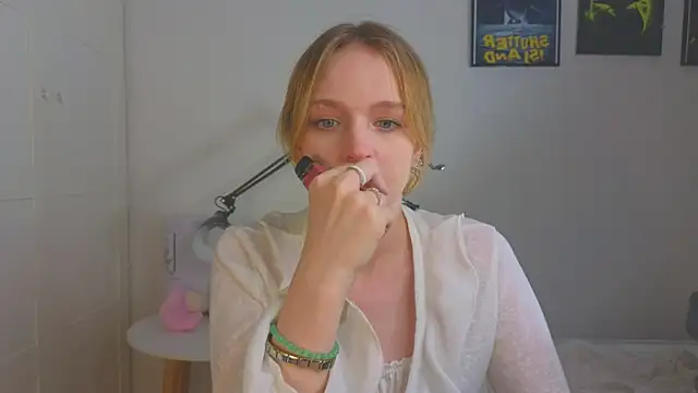 baeyoda Adlı Modelin Canlı XXX Sohbeti