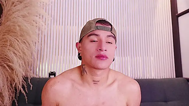 Chat +18 de LiamDeep ao vivo