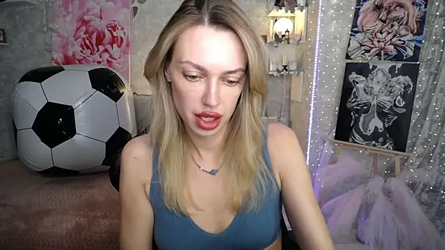 NickyAdamidi Chat XXX in diretta