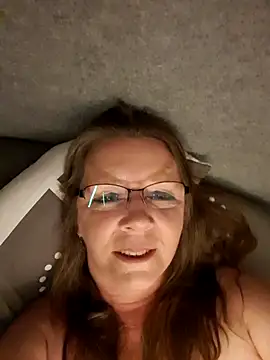 Chat +18 de Mone_Live ao vivo