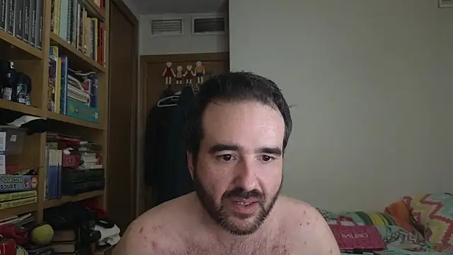 curiosillo83 live XXX chat
