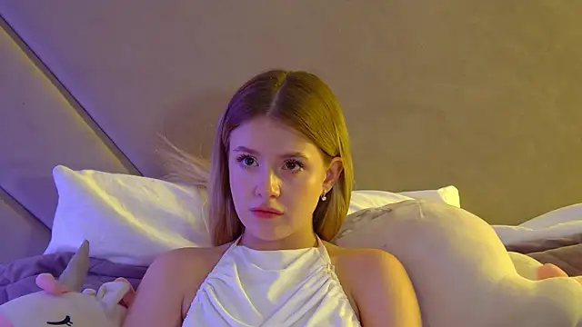 MilanaBalmain Adlı Modelin Canlı XXX Sohbeti