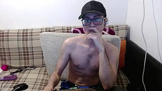 cholitohermoso Adlı Modelin Canlı XXX Sohbeti
