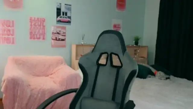 ginnyclub's Live XXX Chat