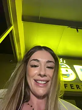 IsabellaEtthan's Live XXX Chat
