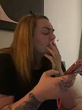 Czat XXX na żywo – HeyBABYGIRL