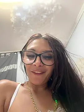 دردشة SweetSophieXOXO الجنسية المباشرة