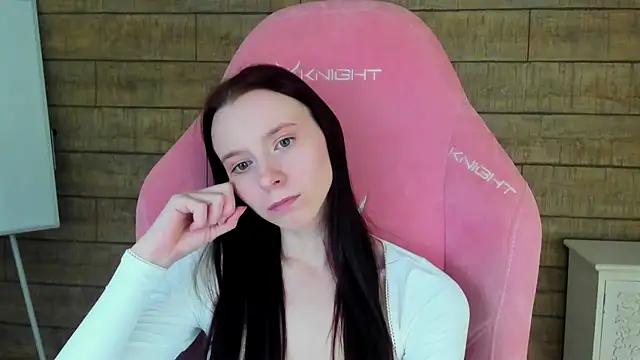 ArinaKubrick's Live XXX Chat