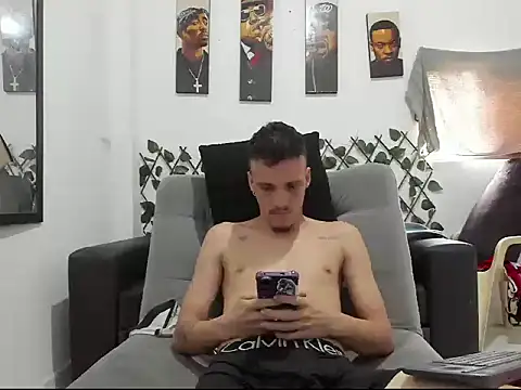 Latins_Boss live XXX chat