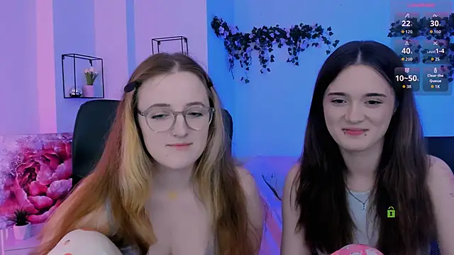 luna_berryy's Live XXX Chat