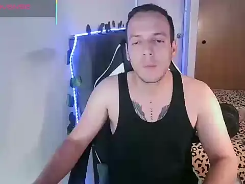 צ'אט XXX בשידור חי של Cerso1