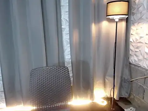 XXX chat uživo modela prince_elaijah
