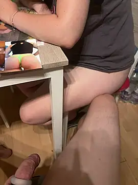 XXX chat uživo modela Paar19und39