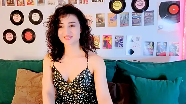 Maya_Rogerss Live XXX-Chat