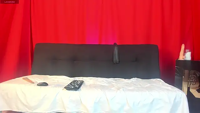 Jacky-wolf1 Show in webcam