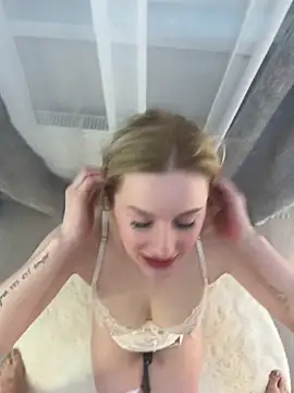 CaseyCumFace – Naživo XXX chat