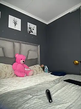 Thick_Ass_Barbiie 现场XXX聊天